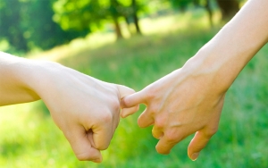 Caring, Connecting and Compassion: The do&rsquo;s and don&rsquo;ts for giving and receiving support during hard times