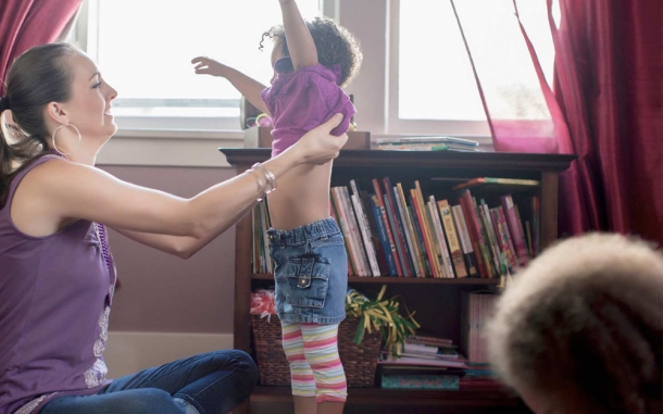 21 Stress Free Tips to Teaching Your Child with Special Needs to Dress Themselves